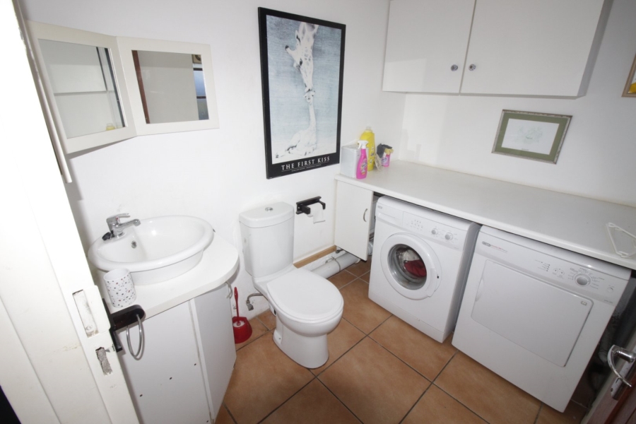 7 Bedroom Property for Sale in Noorsekloof Eastern Cape
